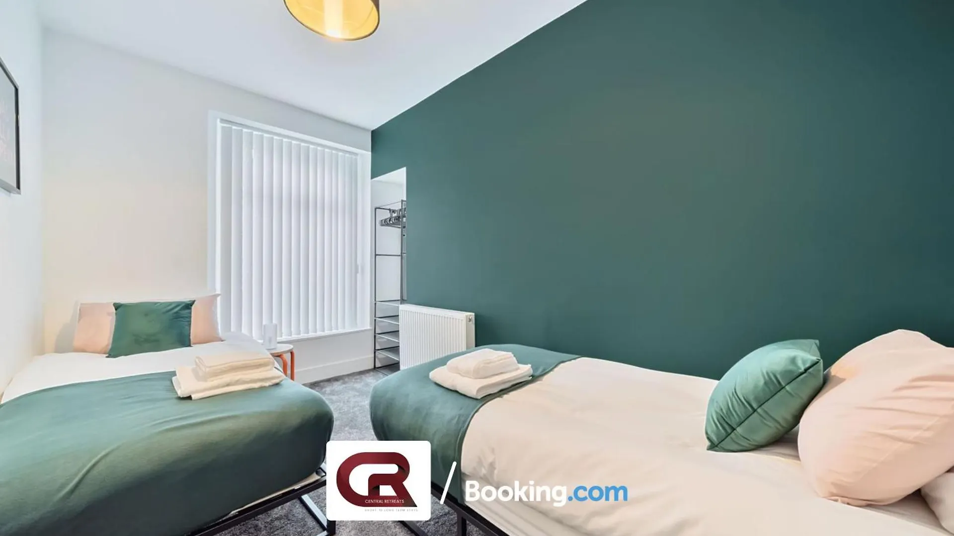 Perfect Stay For Contractors & Holidaymakers Swansea August Availability 0*,